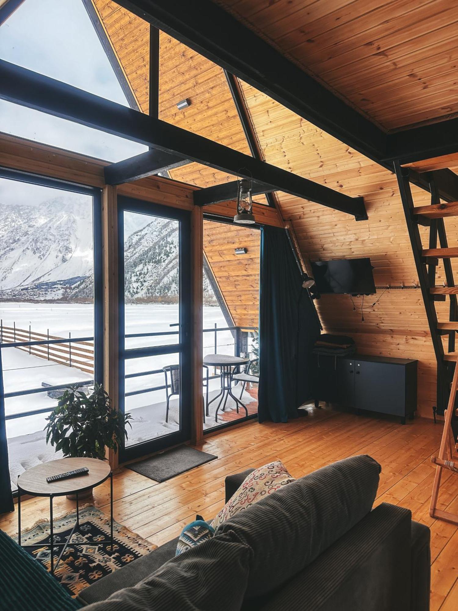 Wildwood Kazbegi Stepantsminda Exterior foto